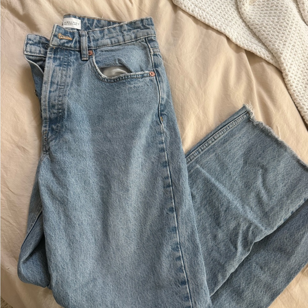 Zara straight jeans size 6